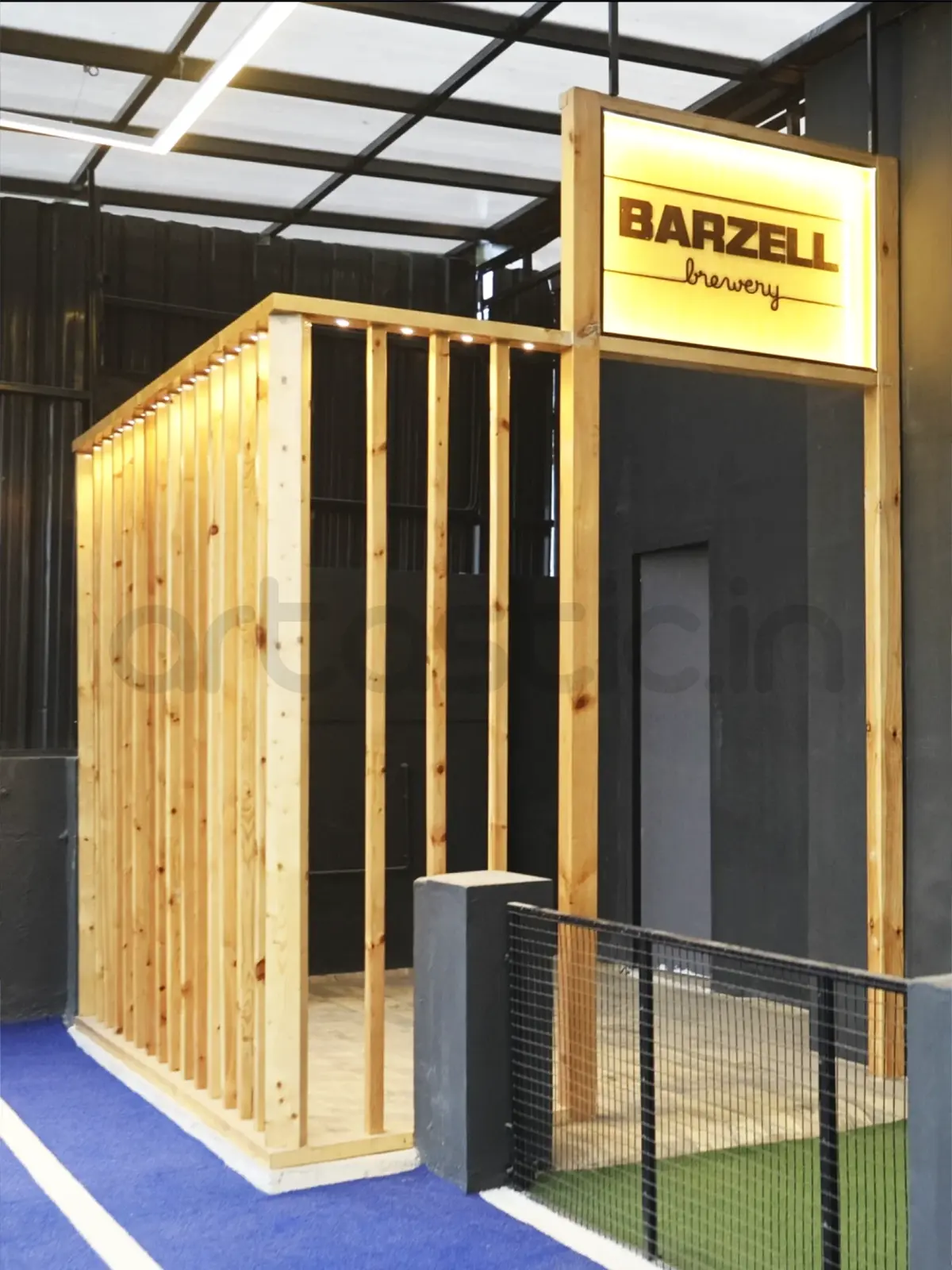 Barzell - Wood Partitions