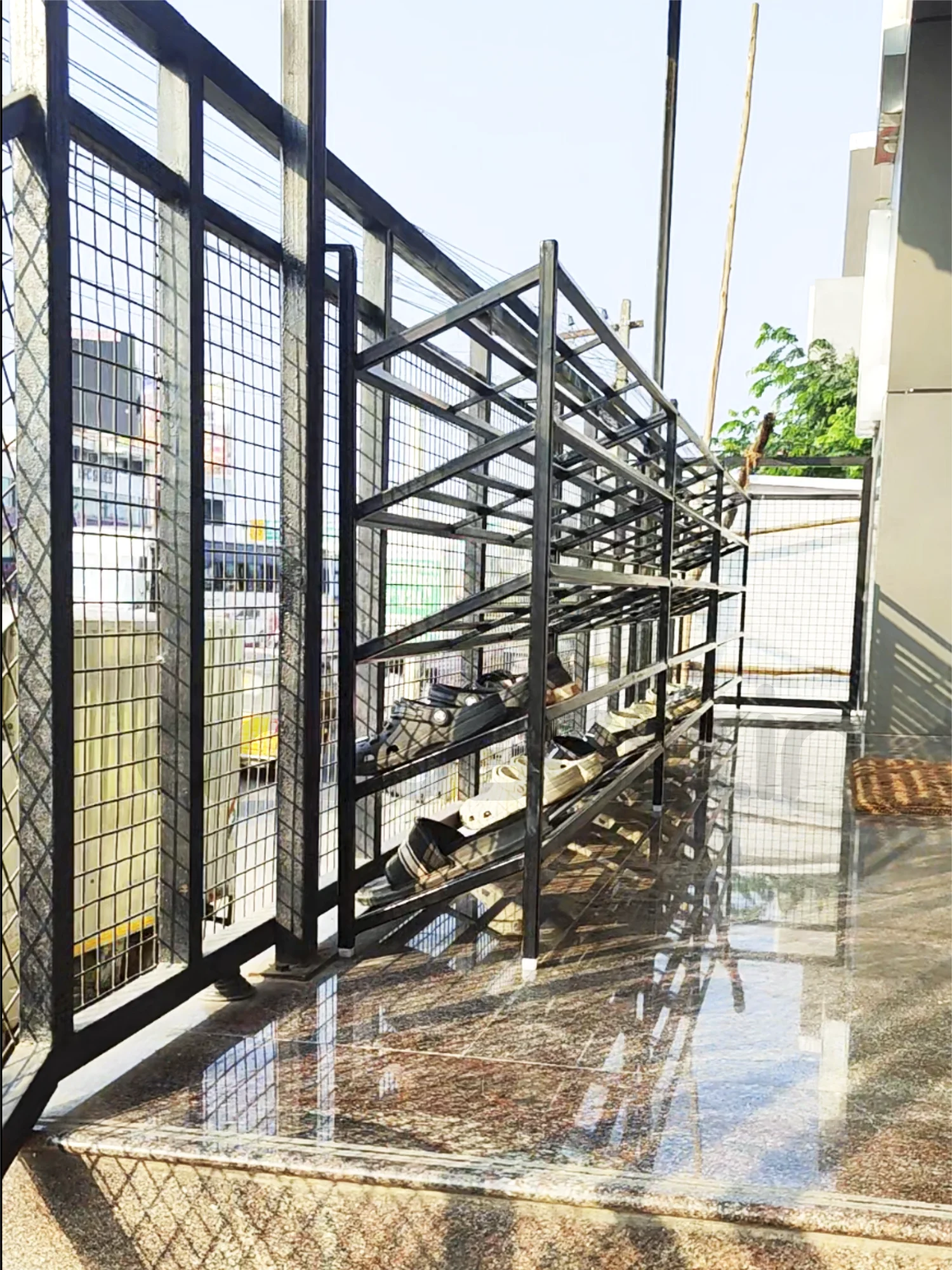Barzell - Metal Fabrication
